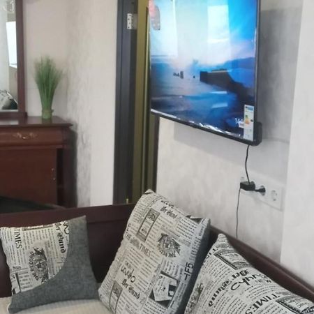 Super View, Luxury Apartment Near Chernihiv Metro. Kiev Eksteriør bilde