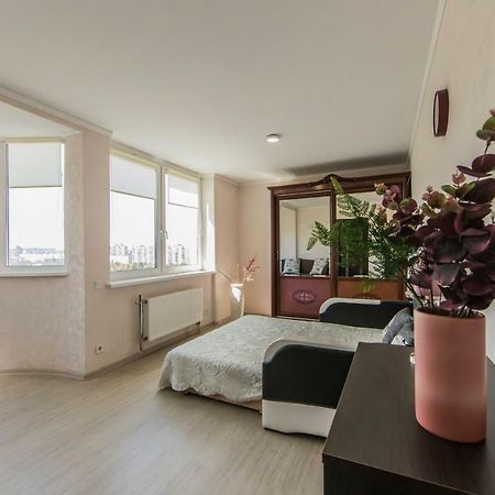 Super View, Luxury Apartment Near Chernihiv Metro. Kiev Eksteriør bilde