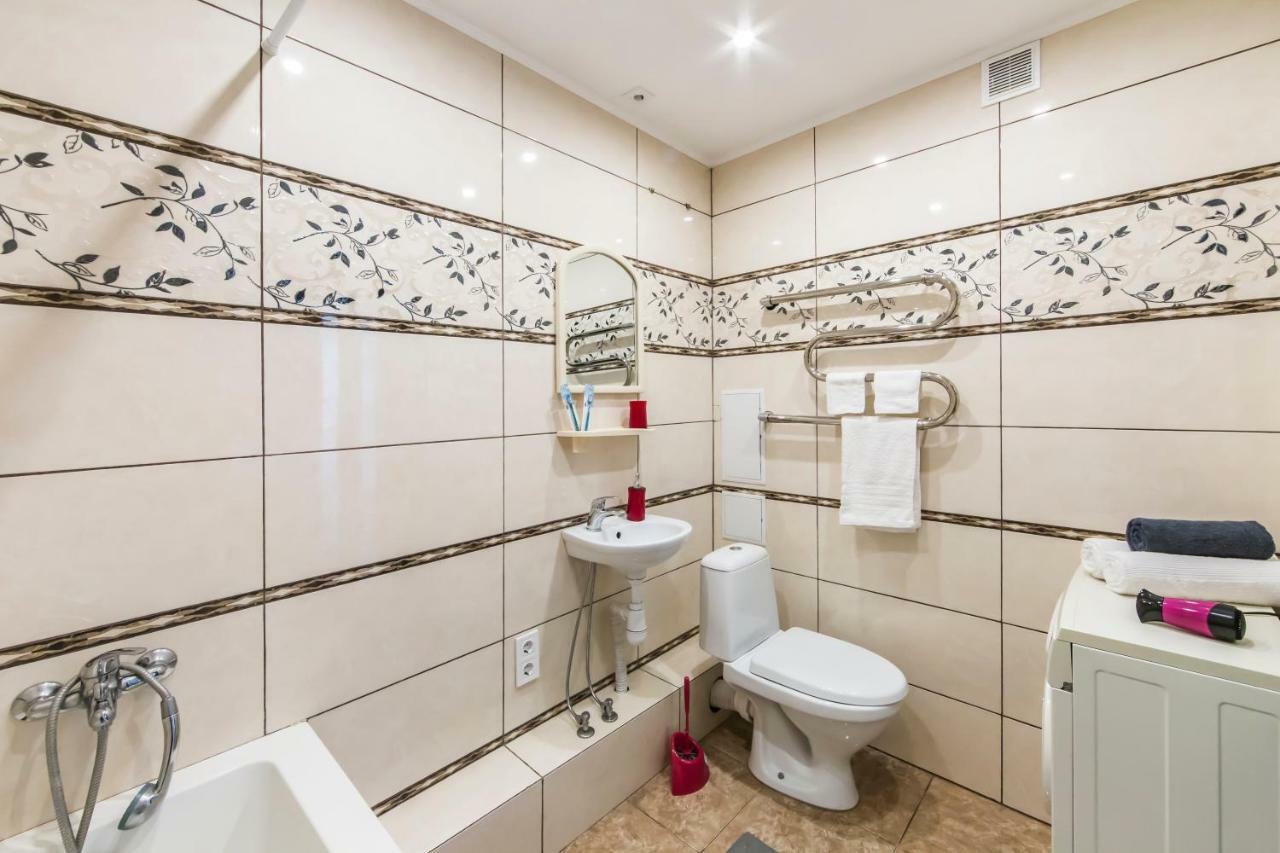 Super View, Luxury Apartment Near Chernihiv Metro. Kiev Eksteriør bilde