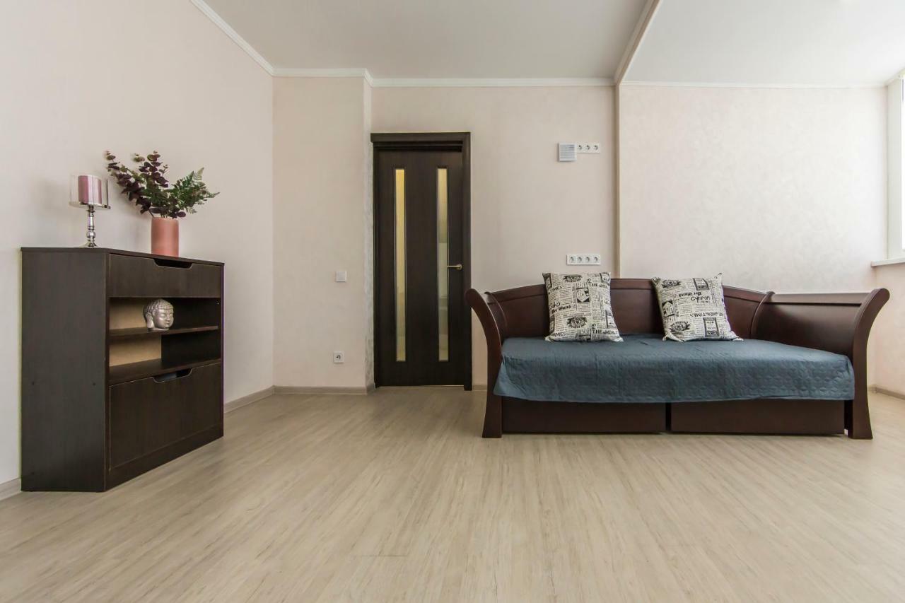 Super View, Luxury Apartment Near Chernihiv Metro. Kiev Eksteriør bilde