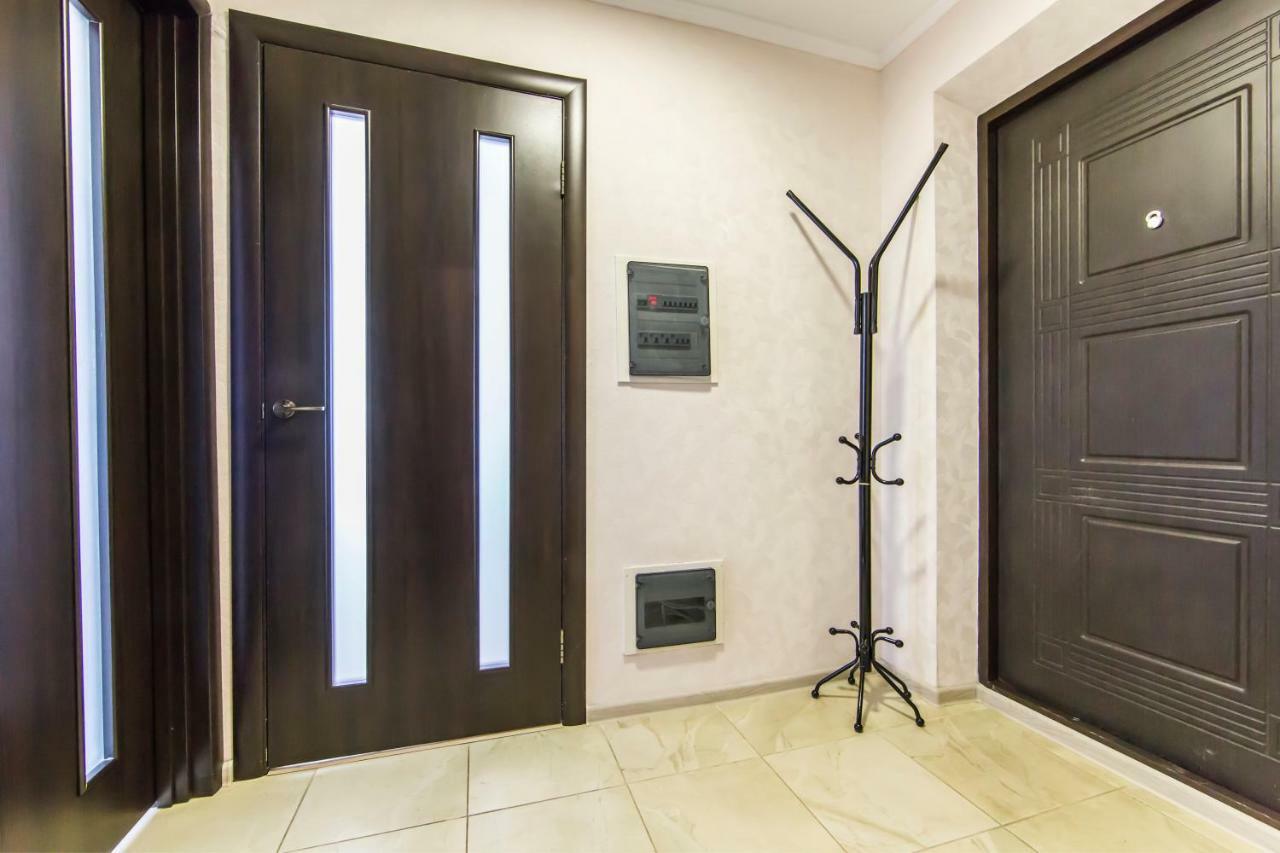 Super View, Luxury Apartment Near Chernihiv Metro. Kiev Eksteriør bilde